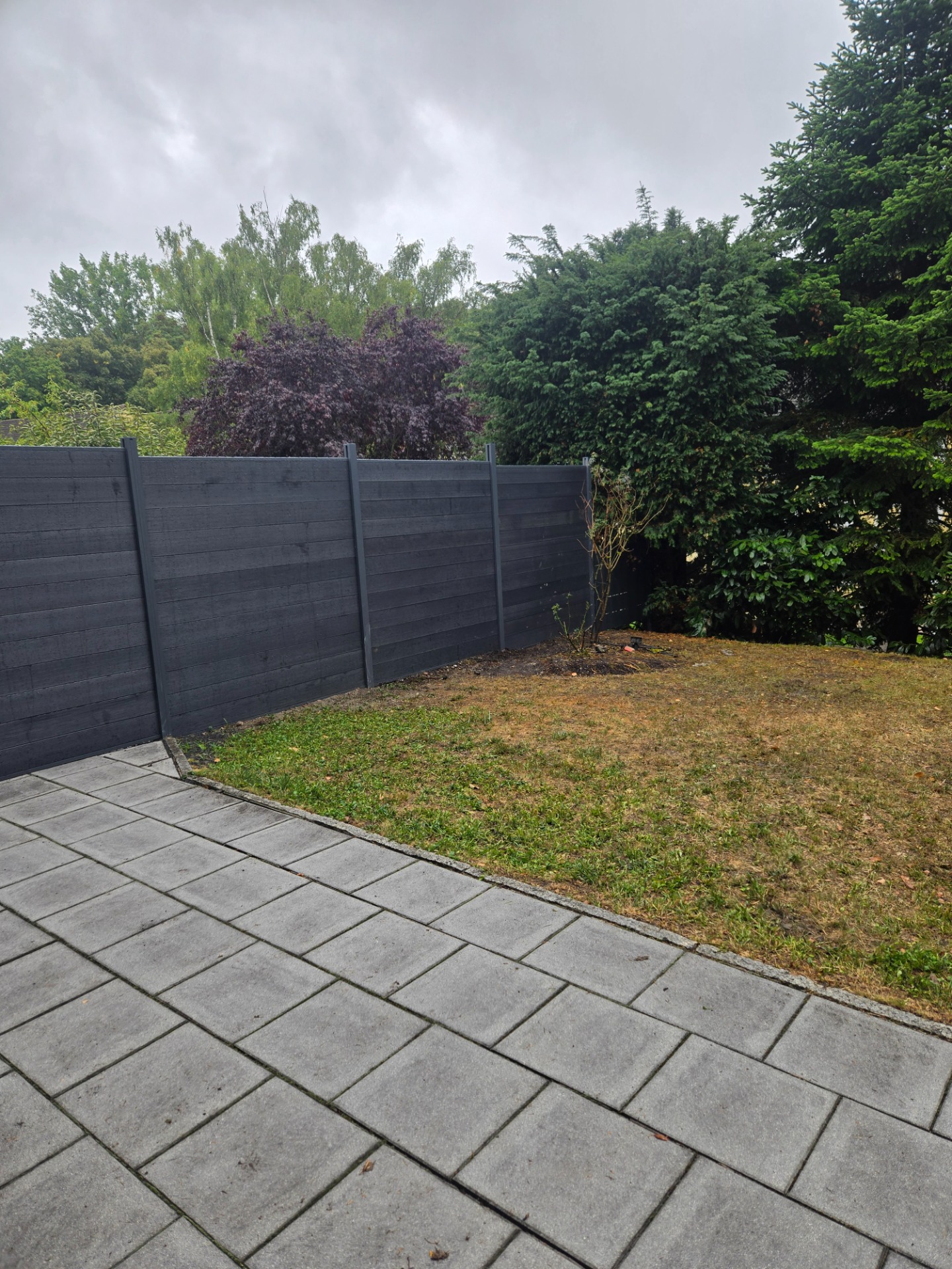 Sichtschutzbohlenzaun 